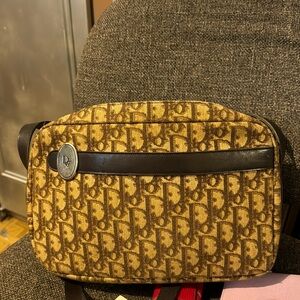 Dior sling bag